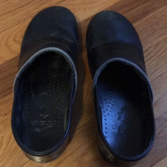 Black Dansko Clogs - Picture 2 of 3